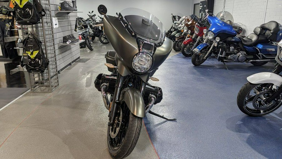 2023 BMW R 18 B Manhattan Metallic Matte