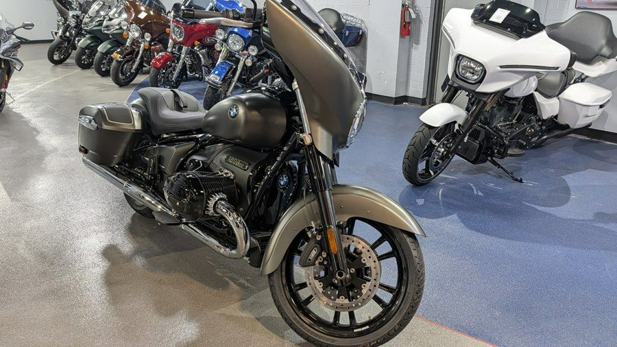 2023 BMW R 18 B Manhattan Metallic Matte