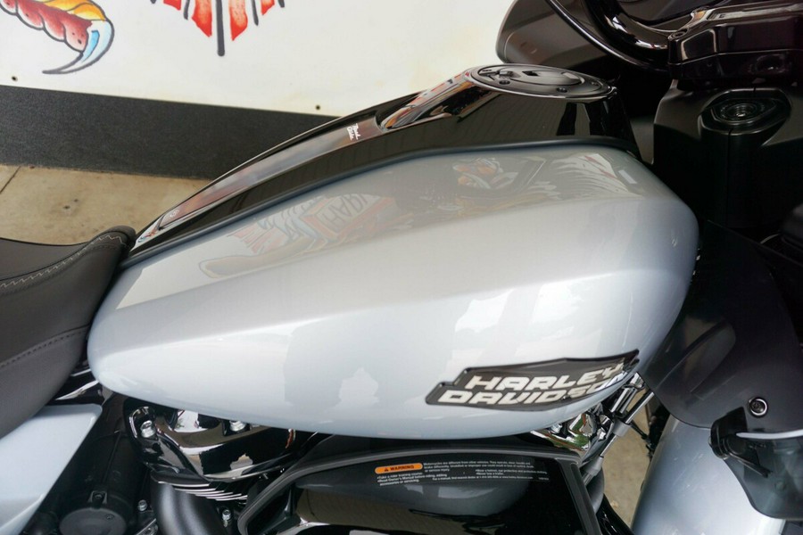 2024 Harley-Davidson Road Glide® Atlas Silver Metallic - Black Finish