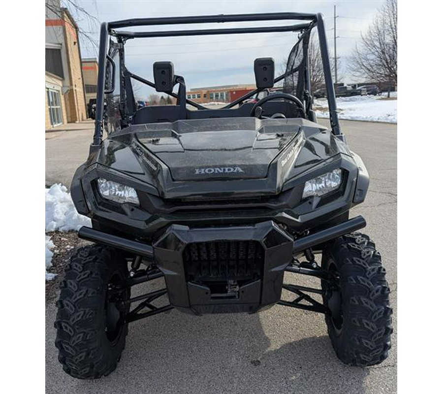 2025 Honda Pioneer 1000 Deluxe
