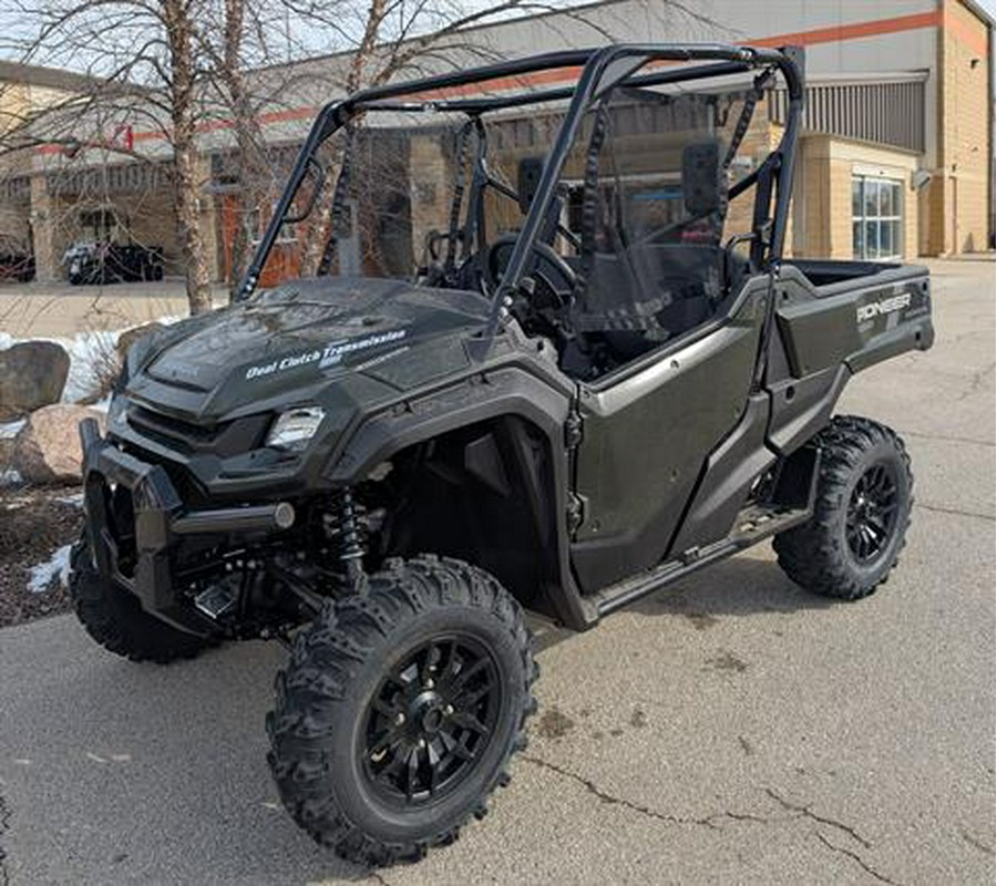 2025 Honda Pioneer 1000 Deluxe