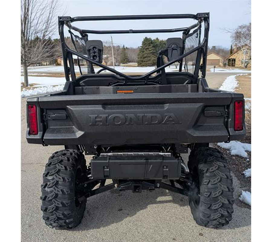 2025 Honda Pioneer 1000 Deluxe