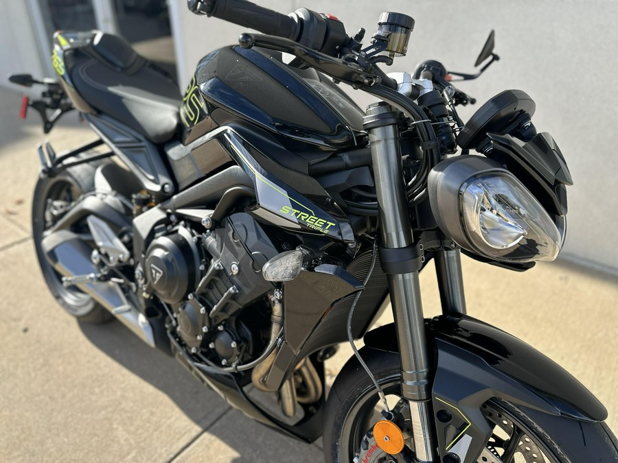 2025 Triumph STREET TRIPLE RS