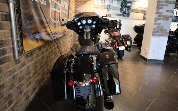 2010 Street Glide® (FLHX)