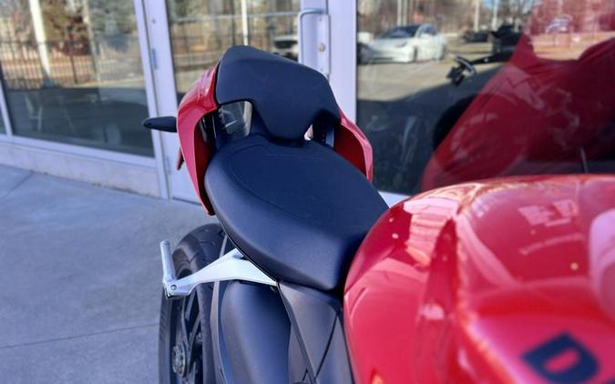 2023 Ducati Streetfighter V2 Demo