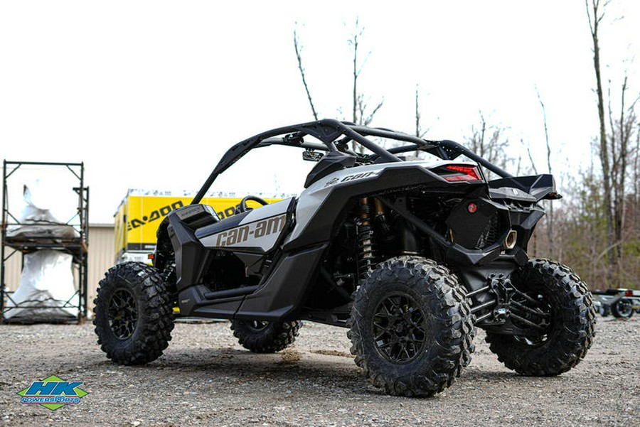 2024 Can-Am® Maverick X3 DS Turbo Catalyst Gray