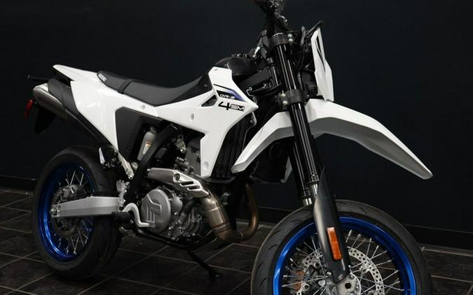 2025 Suzuki DR-Z4SM