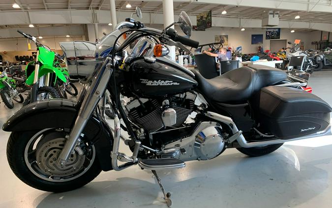 2006 Harley-Davidson® ROAD KING CUSTOM