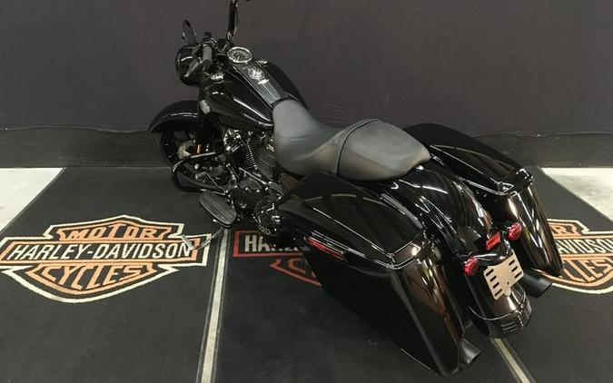 2023 Harley-Davidson® FLHRXS - Road King® Special