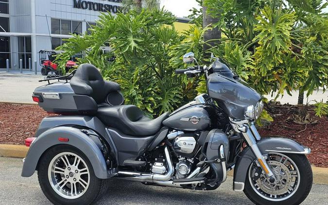 2022 Harley-Davidson FLHTCUTG - Tri Glide Ultra