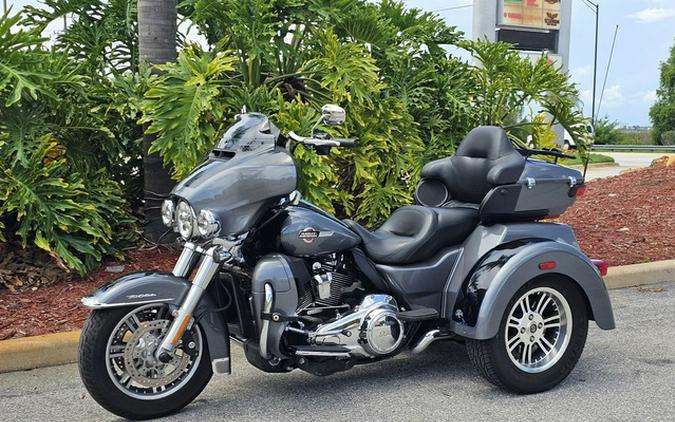 2022 Harley-Davidson FLHTCUTG - Tri Glide Ultra