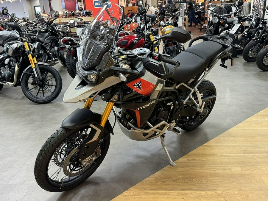 2024 Triumph Tiger 900 Rally Pro Ash Grey / Intense Orange