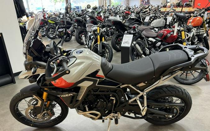 2024 Triumph Tiger 900 Rally Pro Ash Grey / Intense Orange