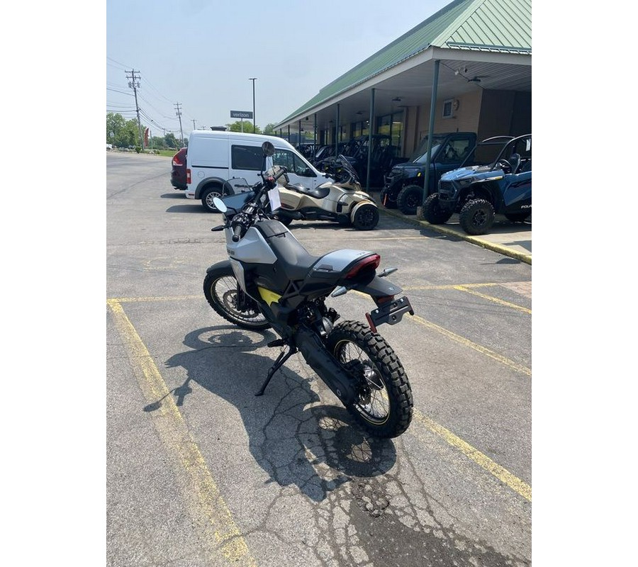 2025 Can-Am® Origin '73