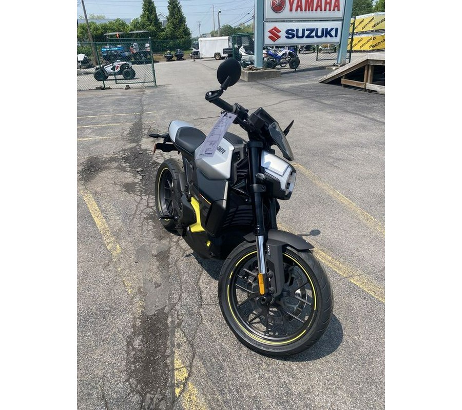 2025 Can-Am® Origin '73