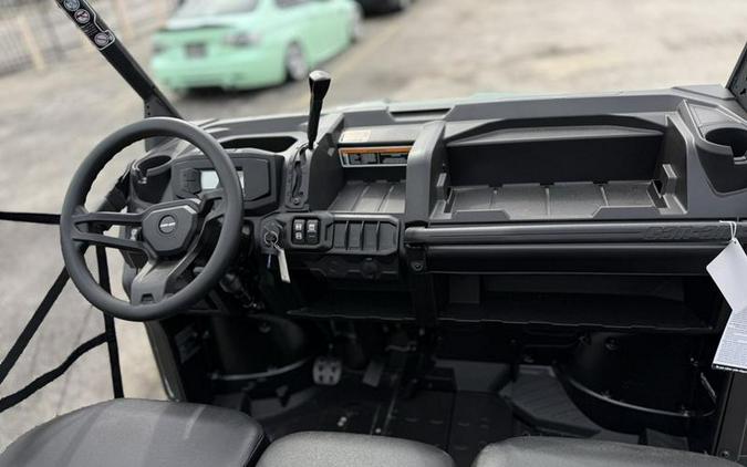 2026 Can-Am® Defender MAX DPS HD10