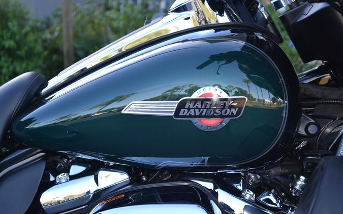 2024 Harley-Davidson Tri Glide Ultra Alpine Green / Vivid Black - FLHTCUTG