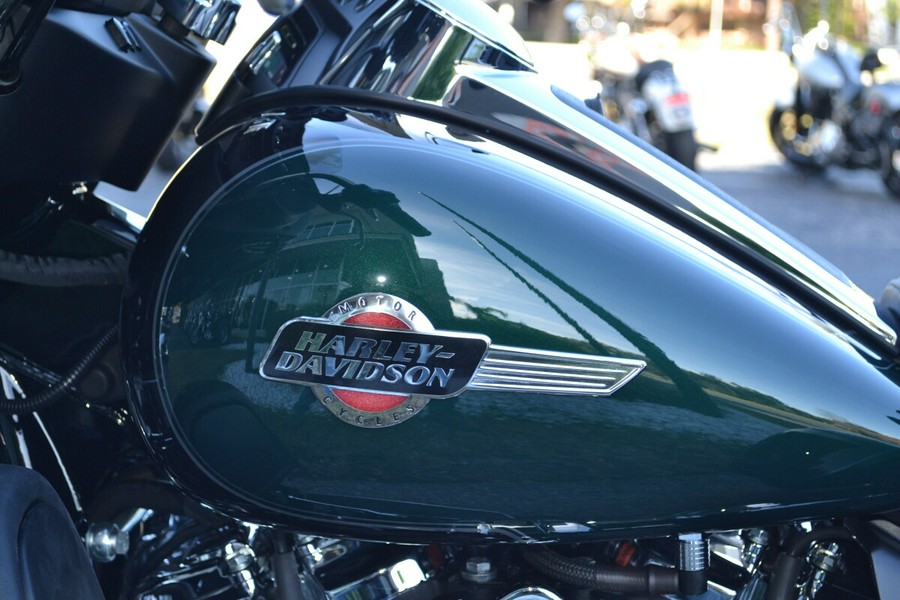 2024 Harley-Davidson Tri Glide Ultra Alpine Green / Vivid Black - FLHTCUTG