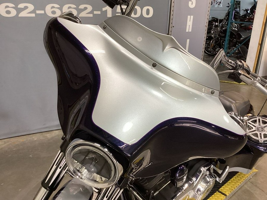 2009 Harley-Davidson® FLHX - Street Glide®