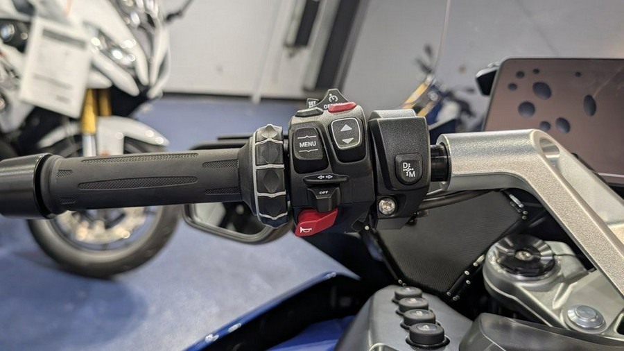 2026 BMW R 1300 RT Impulse