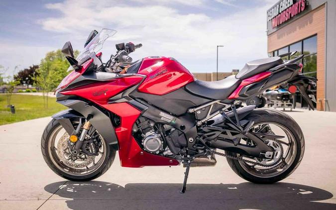 2024 Suzuki GSX-S1000GT Plus