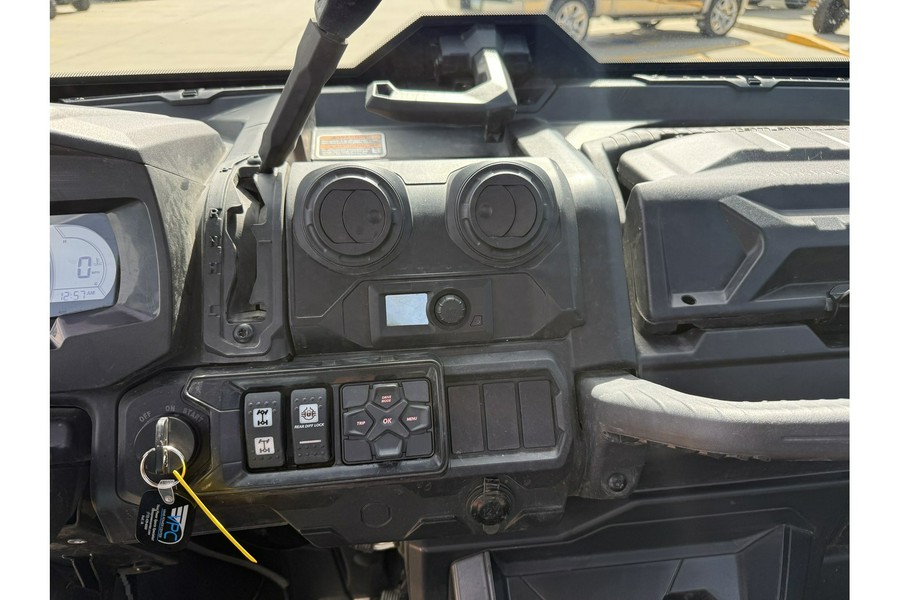2023 SSV DEFENDER LIMITED 65 HD10 - Can-Am