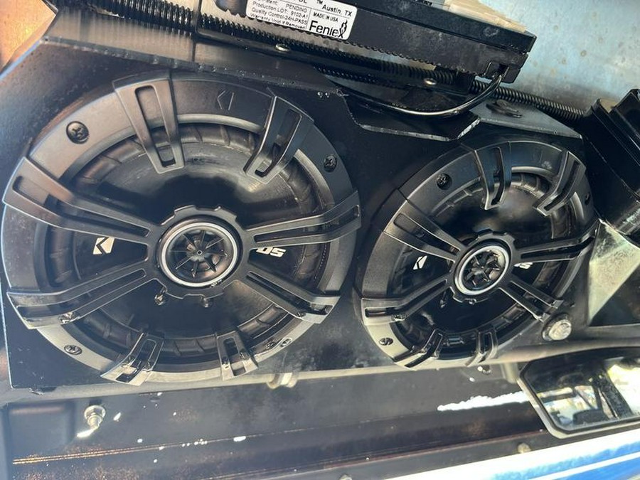 2019 Can-Am® Maverick™ Sport X RC 1000R