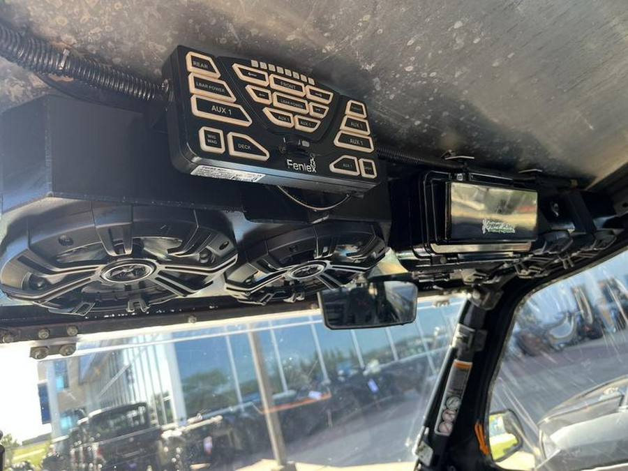 2019 Can-Am® Maverick™ Sport X RC 1000R