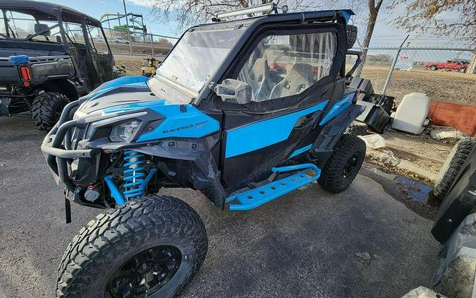 2019 Can-Am® Maverick™ Sport X RC 1000R