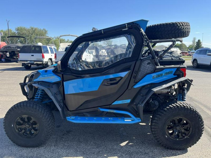 2019 Can-Am® Maverick™ Sport X RC 1000R