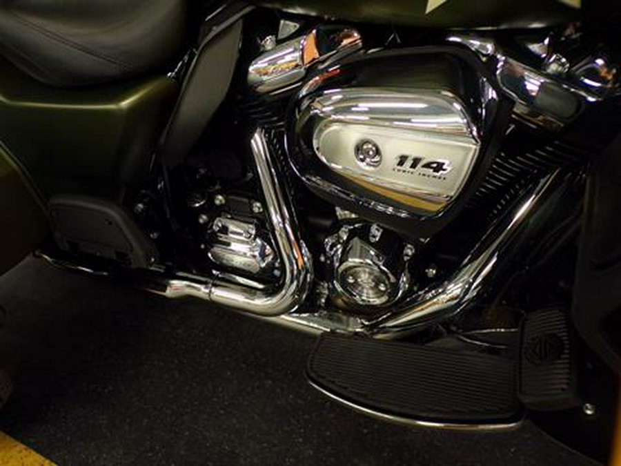 2022 Harley-Davidson Tri Glide Ultra (G.I. Enthusiast Collection)