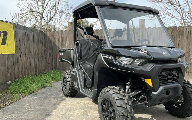 2023 Can-Am Defender