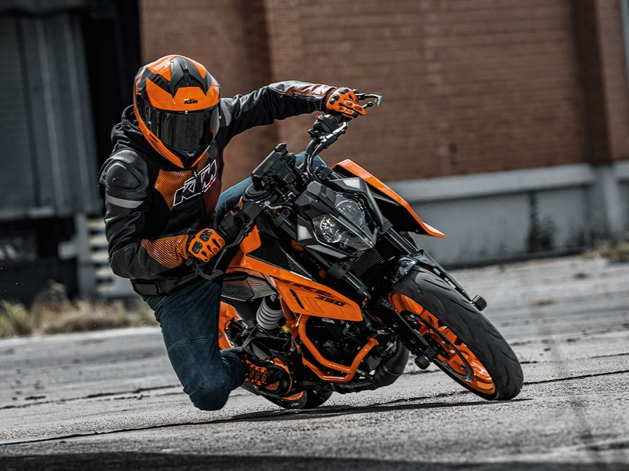 2025 KTM 390 Duke