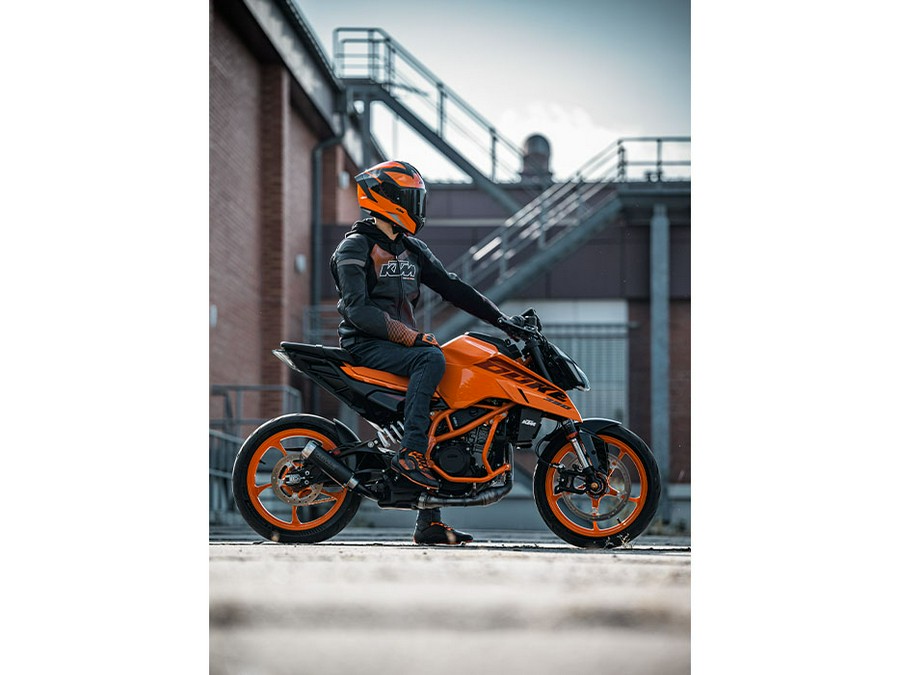 2025 KTM 390 Duke