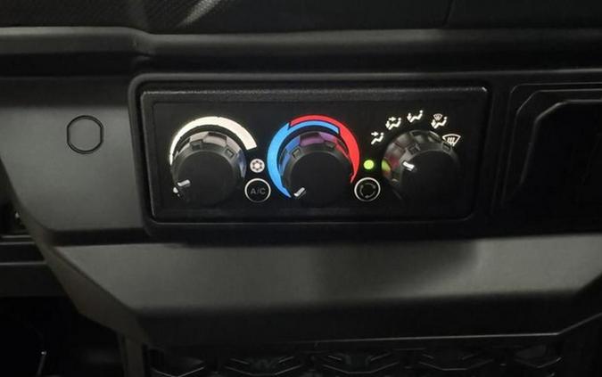 2026 Can-Am Defender XT CAB HD11