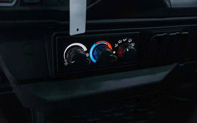 2026 Can-Am Defender Limited HD11