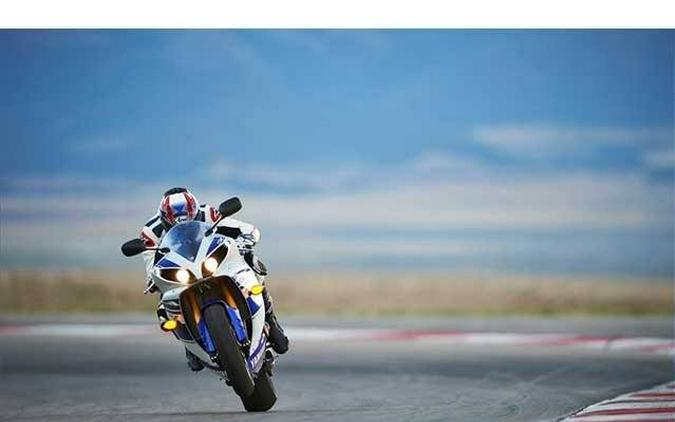 2014 Yamaha Motor Corp., USA YZF-R1