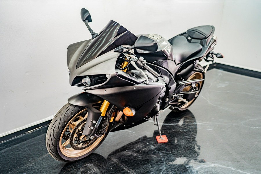 2014 Yamaha Motor Corp., USA YZF-R1