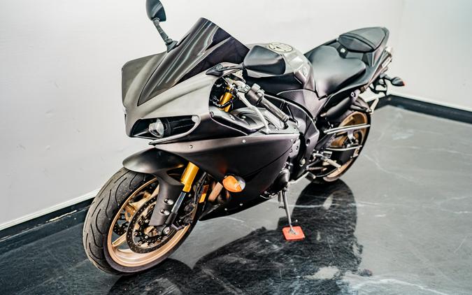 2014 Yamaha Motor Corp., USA YZF-R1