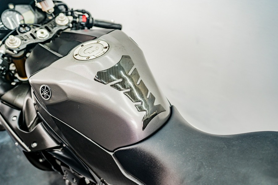 2014 Yamaha Motor Corp., USA YZF-R1