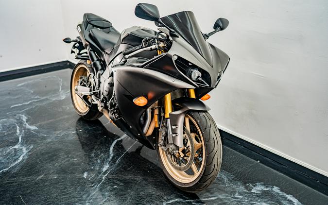 2014 Yamaha Motor Corp., USA YZF-R1