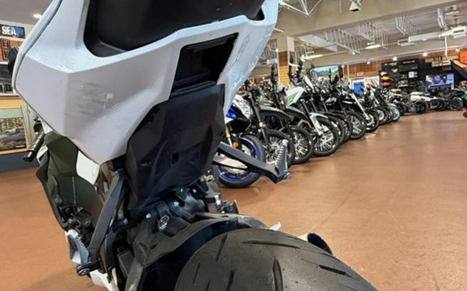 2025 Honda CBR1000RR Base