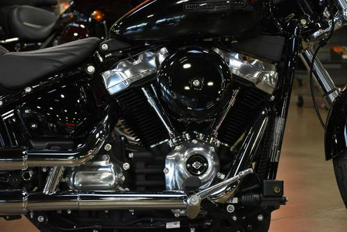 2020 Harley-Davidson Softail Standard Review (11 Fast Facts)