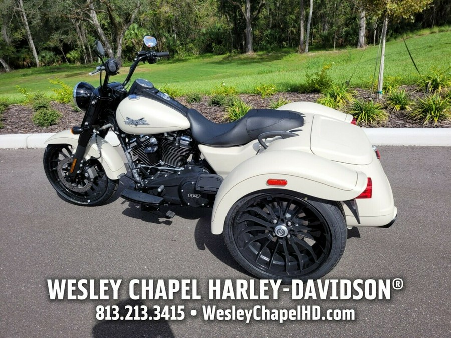 2023 Harley-Davidson Freewheeler