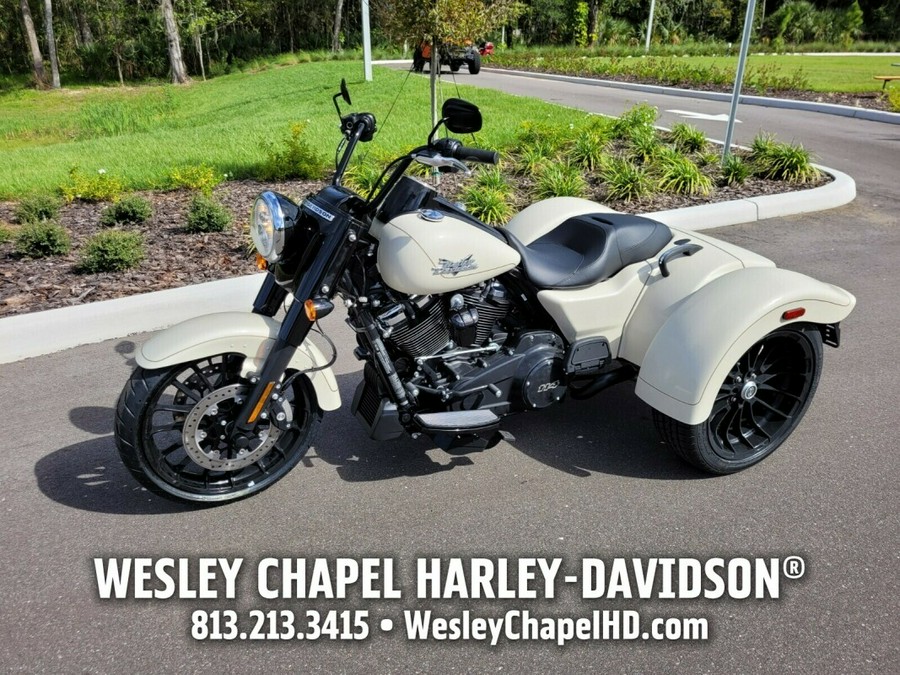 2023 Harley-Davidson Freewheeler