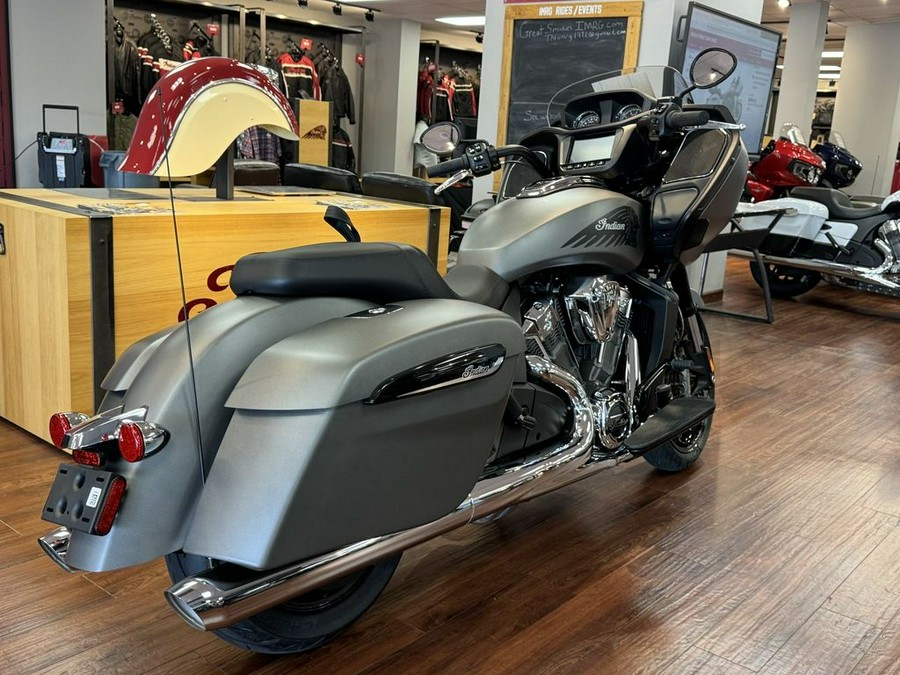 2024 Indian Motorcycle® Challenger® Titanium Smoke