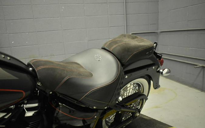 2021 Harley-Davidson® FLHCS - Heritage Classic 114