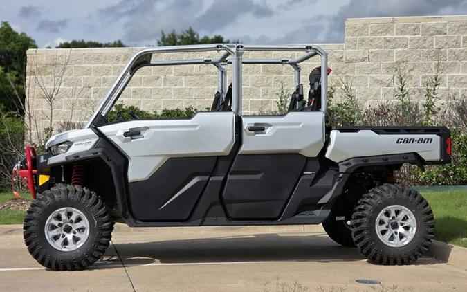 2025 Can-Am Defender MAX X Mr With Half-Doors HD10 Hyper Silver & Legion Red