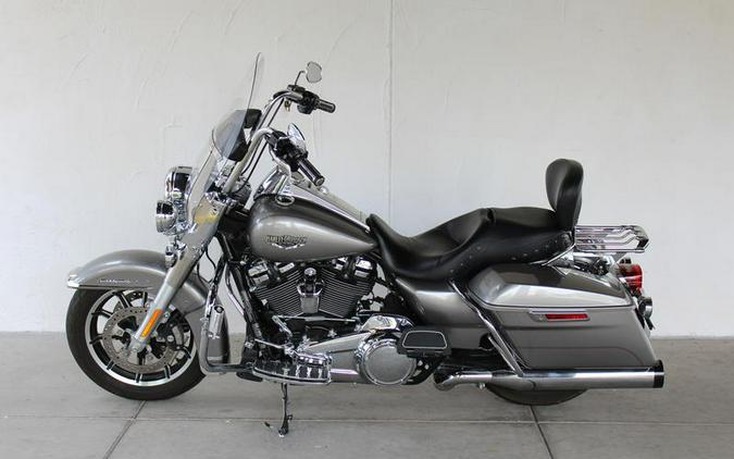 2017 Harley-Davidson® FLHR - Road King®