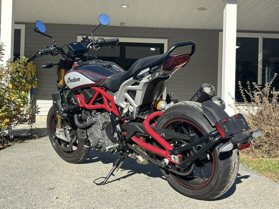 2022 Indian Motorcycle® FTR R Carbon Carbon Fiber